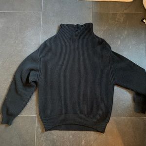 ARITZIA Wilfred sweater - NEVER WORN